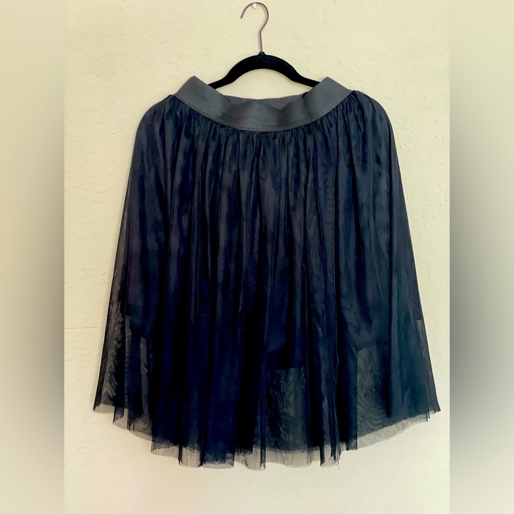 MIDI black skirt